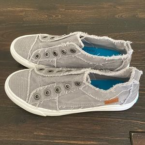 Blowfish slip on sneakers